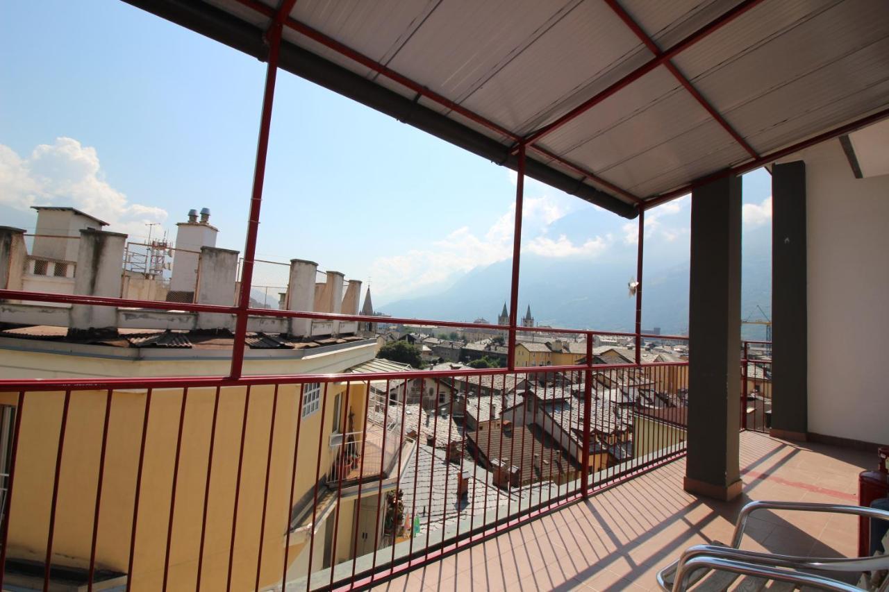 Lovely Panoramic View Apartment - Affitti Brevi Italia Aosta Exterior foto
